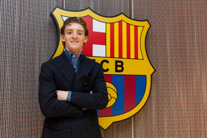 Tyle będzie zarabiał Anthony Gordon w FC Barcelona!