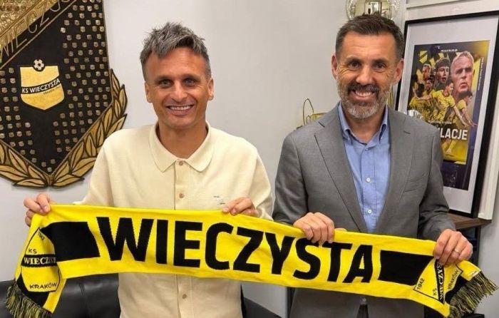 Wielkie nazwisko na ławce Wieczystej! On zastąpił Moskala Wielkie nazwisko na ławce Wieczystej! On zastąpił Moskala