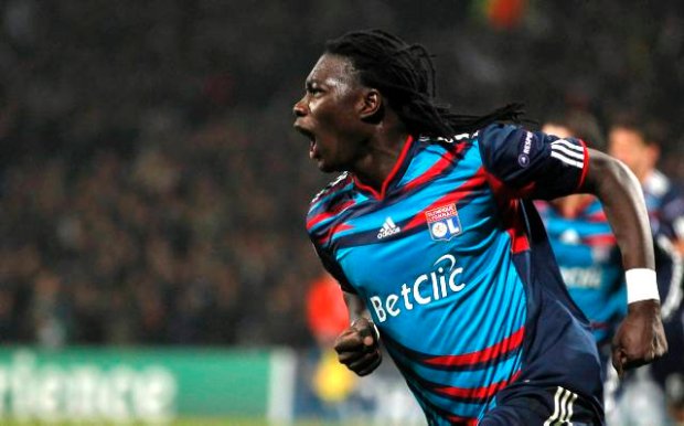 Gwiazdor Swansea na celowniku! Wielki klub chce Gomisa!