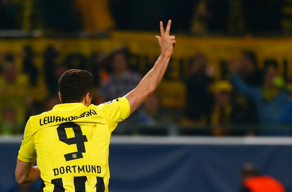 Tak strzela król Robert 4!! (video)