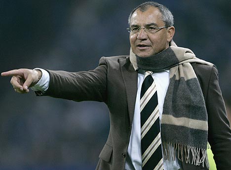 Uważa, że Bayern i BVB powinny być wykluczone z ligi