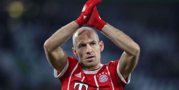 Bayern Monachium żegna się z Arjenem Robbenem i Franckiem Riberym