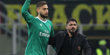 Gianluigi Donnarumma może opuścić AC Milan. Jest przymierzany do dwóch klubów. W obu miałby zastąpić bramkarskich gigantów