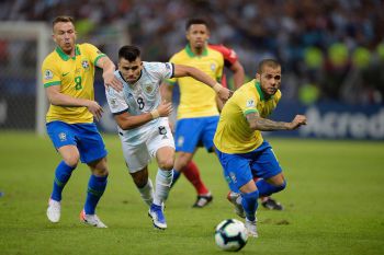 Brazylia po 12 latach w finale Copa America. Z Argentyną ratowały ją poprzeczka i słupek, a awans dali Firmino z Gabrielem Jesusem (VIDEO)