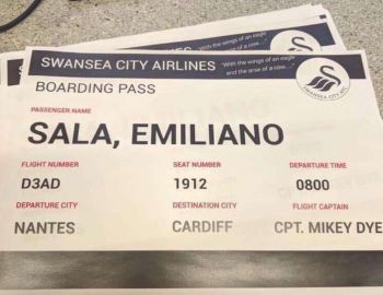 Fani Swansea City drwią z tragicznie zmarłego w katastrofie lotniczej Emiliano Sali. Skandal przed niedzielnym meczem Championship