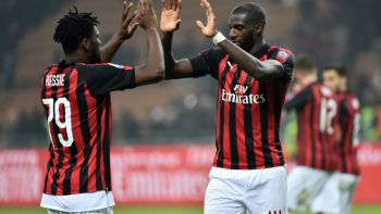 Kessie odejdzie z AC Milan?! Zainteresowany jego usługami ma być klub Arkadiusza Milika i Piotra Zielińskiego