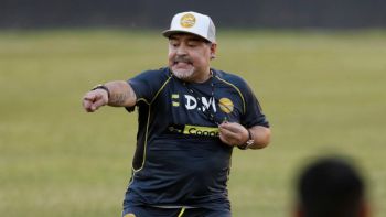 Maradona zrezygnował z posady trenera Gimnasii La Plata!