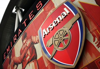 Debiut Mikela Artety w Arsenalu FC niezbyt udany. 
