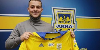 Serbski skrzydłowy w Arce Gdynia. Do Polski trafił z klubu Eredivisie!