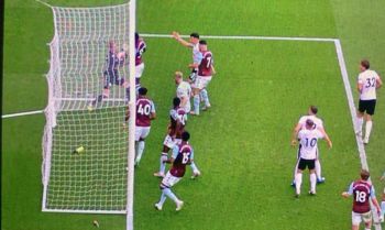 Skandal tuż po wznowieniu rozgrywek w Premier League! Gol-widmo...