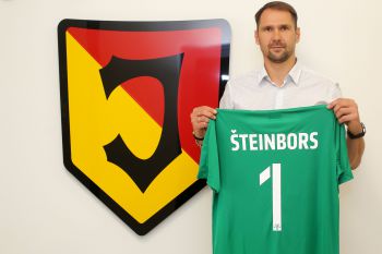 OFICJALNIE: Pavels Steinbors podpisał umowę z Jagiellonią. 