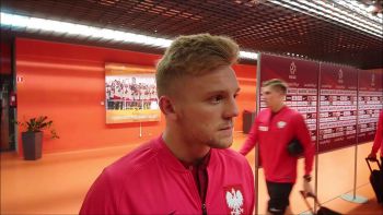 Kamil Jóźwiak odchodzi z Lecha Poznań. Już poleciał na testy medyczne w nowym klubie. Wiadomo, ile dostanie Kolejorz