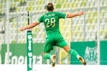 Lechia zlała Podbeskidzie z defensywą przypominającą sito. Flavio poprowadził Biało-Zielonych do zwycięstwa