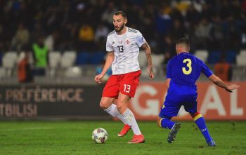 Gol napastnika Lecha Poznań w reprezentacji. Nika Kaczarawa trafił dla Gruzji w meczu Ligi Narodów