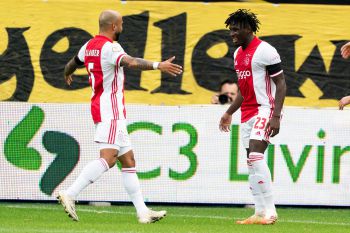 Demolka w Eredivisie! Ajax strzelił 9 goli w 35 minut i wygrał w sumie aż 13:0! 5 goli 19-latka (VIDEO)