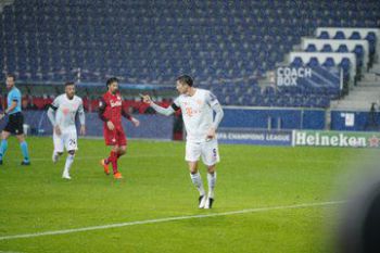 Lewandowski już na podium klasyfikacji wszech czasów strzelców Ligi Mistrzów! Przegonił legendę (VIDEO)