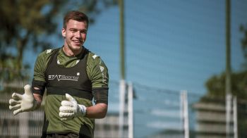 Radosław Majecki po kontuzji numeru jeden nadal tylko na ławce AS Monaco. Z PSG też nie zagra, chociaż jego rywal popełni błąd...