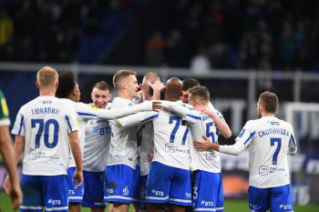 Klęska Lokomotiwu w derbach z Dinamo! Grali dwaj Polacy