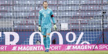 Fenomenalne interwencje Manuela Neuera. Bayern zawiódł u siebie (VIDEO)