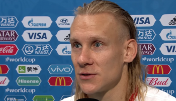 Obrońca jak rasowy napastnik z najwyższej półki. Ależ gol (VIDEO)