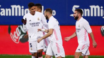 Real Madryt rusza na zakupy! Chcą sprowadzić francuskiego obrońcę.