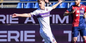 Krzysztof Piątek uwielbia Puchar Włoch. Zdobył kolejne bramki w tych rozgrywkach, a Fiorentina awansowała (VIDEO)
