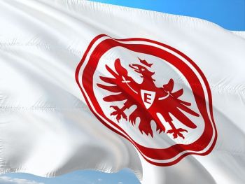 Weteran przedłużył kontrakt z Eintrachtem Frankfurt. „Nadal jest w stanie sprostać wymaganiom Bundesligi”