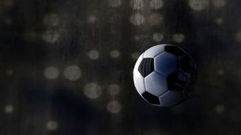 Transferowy hit dopięty! Były piłkarz FC Barcelony i Liverpoolu trafił do polskiej Ekstraklasy