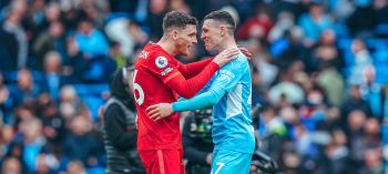Bitwa o tron w Premier League bez rozstrzygnięcia. Mocne ciosy na Etihad. Manchester City czy Liverpool FC mistrzem? Zostało 7 kolejek