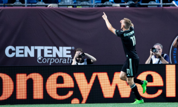 Karol Świderski z kolejnym golem w MLS. Zasmucił Wayne'a Rooney'a (VIDEO)