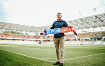 Były szkoleniowiec Lecha Poznań poprowadzi Podbeskidzie Bielsko-Biała