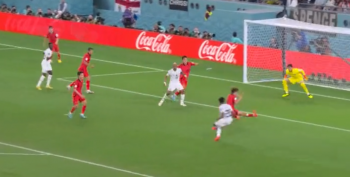 Ghana tym razem górą w wymianie ciosów. Korea Płd. podniosła się z desek i znowu została na nie posłana (VIDEO)