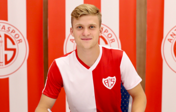 Turecki klub ogłosił transfer młodzieżowego reprezentanta Polski