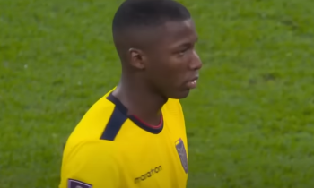 O co w tym chodzi? Liverpool zemścił się za plotki o zakusach Chelsea? Chodzi o transfer dwóch piłkarzy