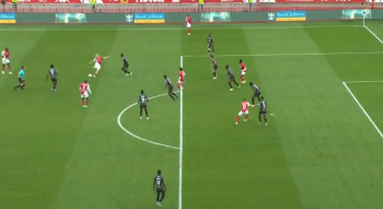 Ależ gole w Ligue 1. Najpierw zza połowy, a potem dwa świetne trafienia Rosjanina (VIDEO)