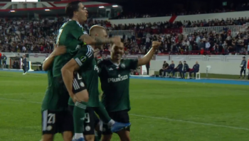 VARto sprawdzać. Legia po mękach i przy szczęściu wyrwała punkty w Mostarze i jest liderem w Lidze Konferencji (VIDEO)
