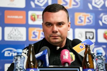 Adrian Siemieniec przed meczem z Puszczą: Chcemy grać swoje niezależnie od klasy i nazwy przeciwnika