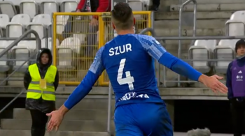 Dwóch rannych w meczu na dnie w Ekstraklasie. ŁKS nie dowiózł prowadzenia z Ruchem Chorzów (VIDEO)
