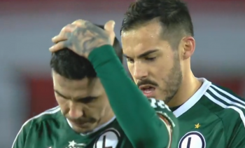 Legia zmarnowała szansę na przezimowanie na podium. Wojskowi po jesiennym maratonie nie dali rady Cracovii i zasłużenie przegrali na koniec roku (VIDEO)