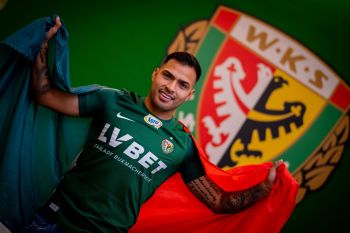 Śląsk Wrocław zatrzymał ważnego piłkarza. Jego kontrakt wygasał po sezonie