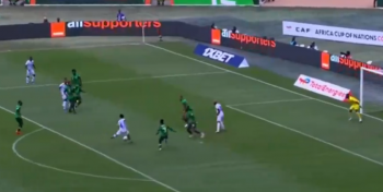 Piłkarz polskiego I-ligowca strzelił gola w Pucharze Narodów Afryki. Jego zespół sensacyjnie prowadził (VIDEO)