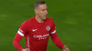 Kapitalny gol Adama Buksy. Polski snajper znowu trafił w tureckiej Super Lig (VIDEO)