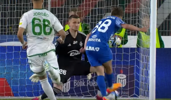 Ruch spadł, ale nie zamierza odpuszczać. Niebiescy nie pozwolili Radomiakowi zapewnić sobie jeszcze utrzymania. Gol 17-latka (VIDEO)