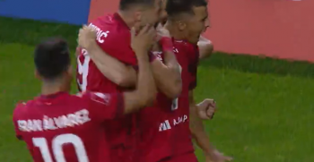 Widzew po piorunującym początku ograł Lecha Poznań. Wielka kontrowersja z nieuznanym golem Kolejorza na wagę remisu (VIDEO)