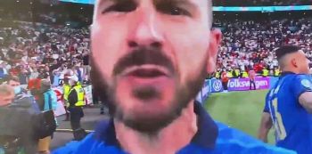 Leonardo Bonucci mógł trafić do tych dwóch gigantów. 