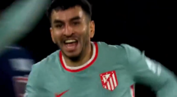 PSG dostał cios po kontrze w doliczonym czasie gry! Paryski gigant przegrał w taki sposób i jest w kiepskim położeniu w Lidze Mistrzów (VIDEO)