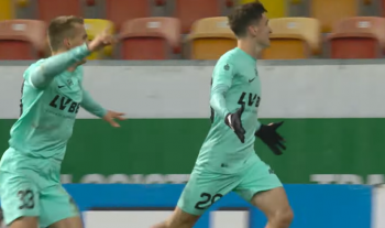 Mistrz Polski i wicemistrz podzielili się punktami. Debiutancki gol z 88. minuty i niespodzianka gotowa (VIDEO)