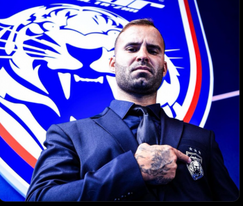 Jese Rodriguez uderzył w PSG i Nassera Al-Khelaifiego. 