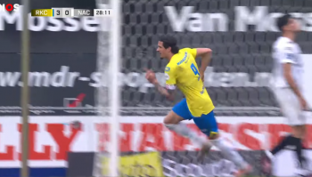 Kolejny świetny mecz Oskara Zawady w Holandii. Dwa gole Polaka