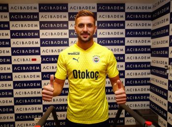 Crvena Zvezda zbroi się na Lecha. Świetny zawodnik wraca po latach do Serbii!